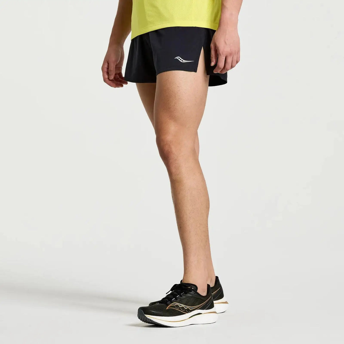 Men's Outpace 2.5" Split Short